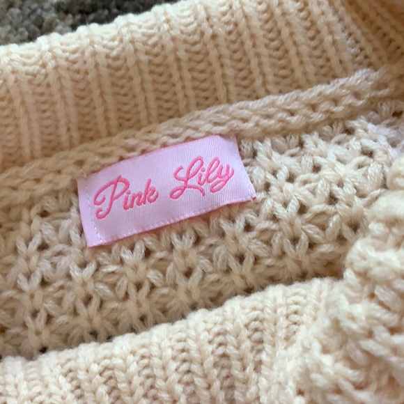 NEW Small Pink Lily Sweater - Picture 3 of 4